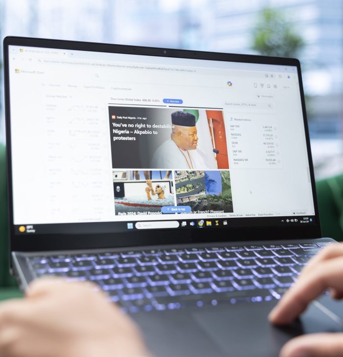 social meaid-online-min